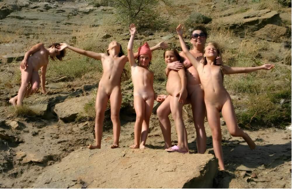 Nudism in a sunny day pics