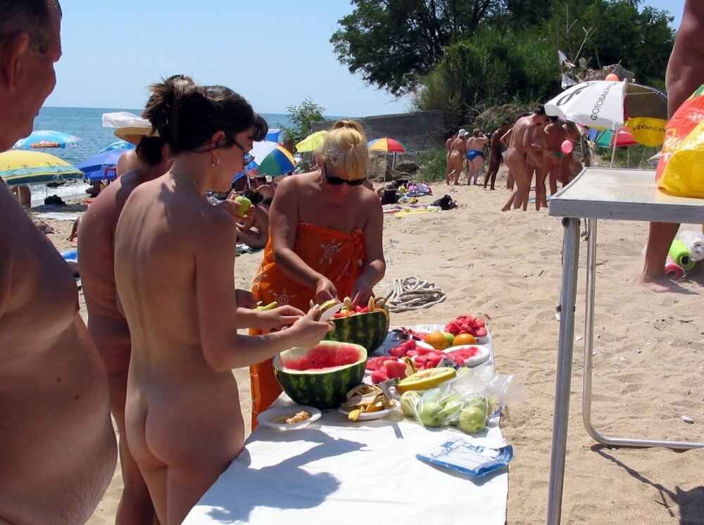 Bulgarian Nude Day Preps pics