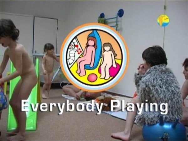 Naturism Freedom: Everybody Playing DVD